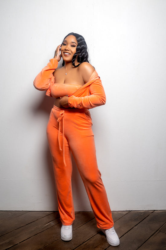 Load image into Gallery viewer, Relaxxx 3-Piece Velour Tracksuit - 1 Hot Diva
